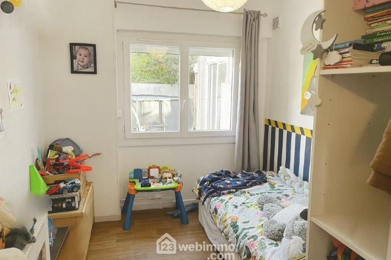 Villa - 174 m² - 8 pièces