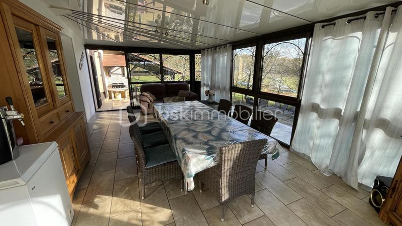 Propriété - 151 m² - 6 pièces