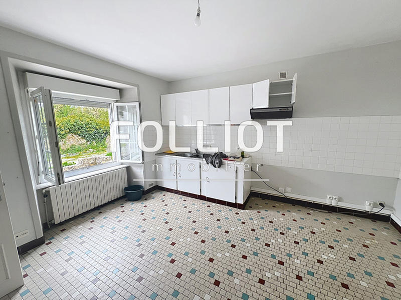 Maison - 92 m² - 6 pièces