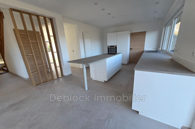 Maison - 135 m² - 4 pièces