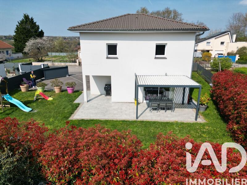 Maison - 119 m² - 5 pièces