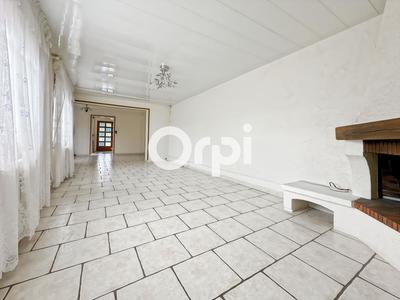 Maison - 98 m² - 4 pièces