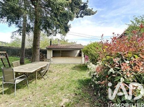 Maison - 400 m² - 9 pièces