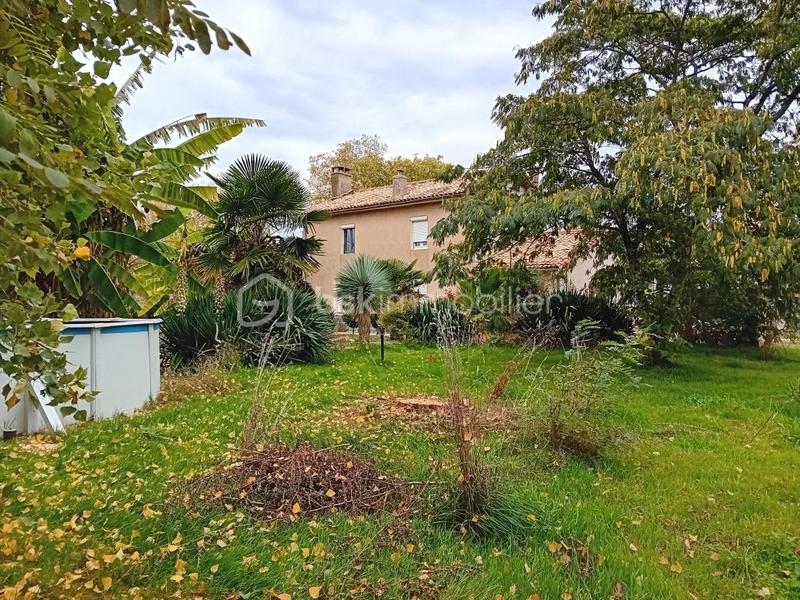 Propriété - 110 m² - 4 pièces