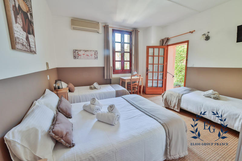 Bastide - 530 m² - 15 pièces