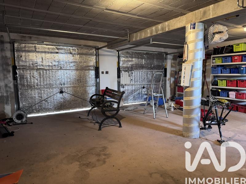 Maison - 202 m² - 6 pièces