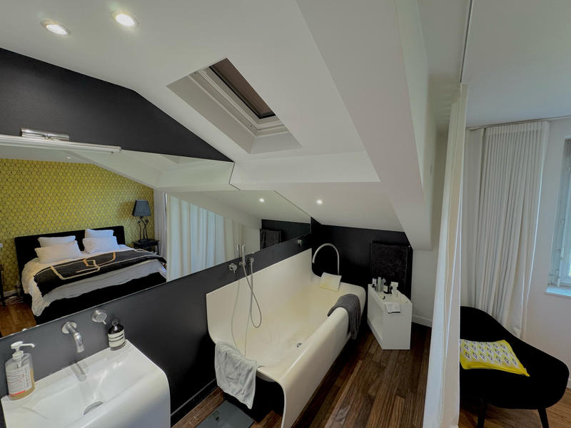 Maison - 253 m² - 10 pièces