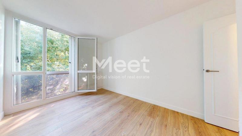 Appartement - 104 m² - 5 pièces