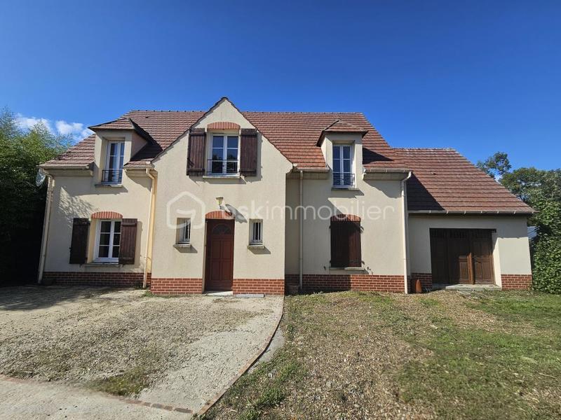 Maison - 160 m² - 7 pièces