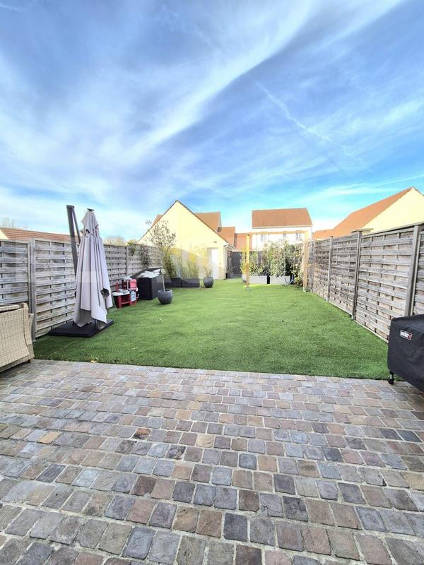 Maison traditionnelle - 120 m² - 6 pièces