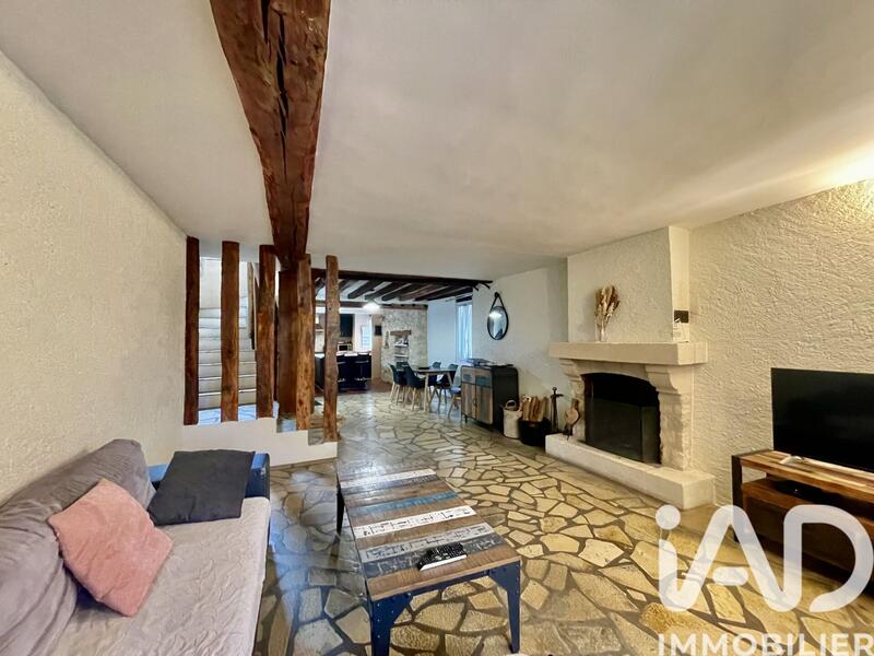 Appartement - 122 m² - 5 pièces