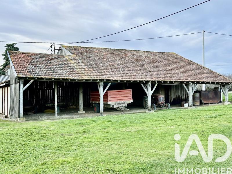 Maison - 271 m² - 10 pièces