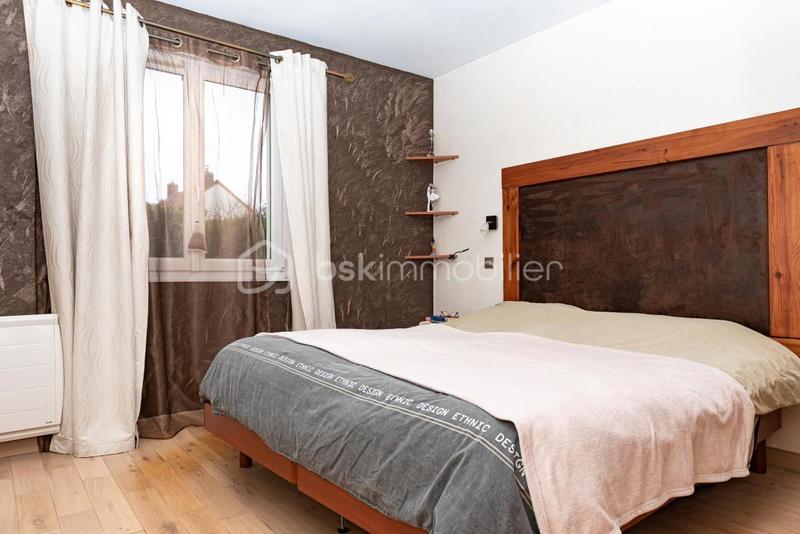 Maison - 127 m² - 5 pièces