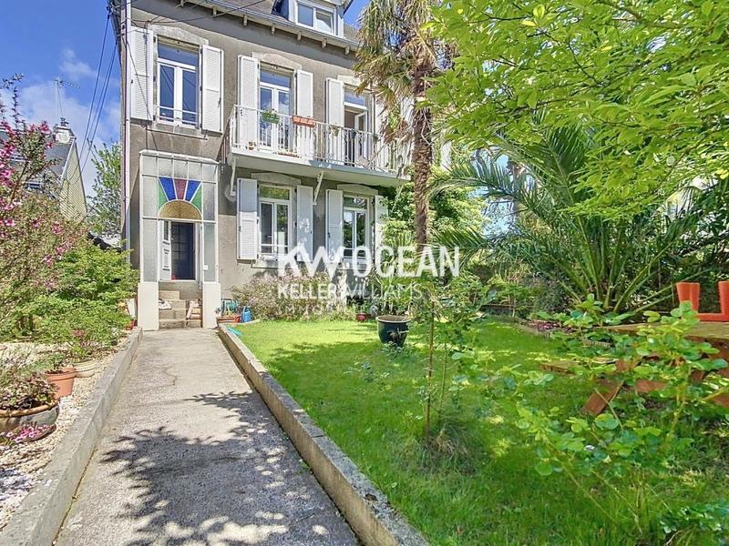 Maison - 140 m² - 7 pièces