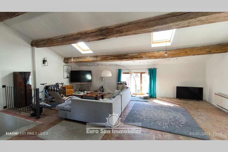 Remise - 240 m² - 6 pièces