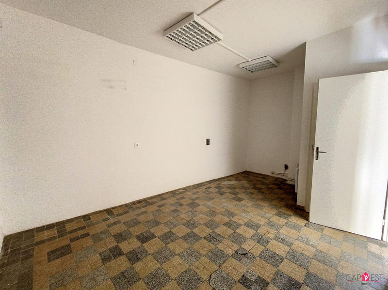 Local commercial - 61 m² - 3 pièces