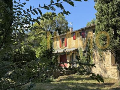 Moulin - 182 m² - 9 pièces