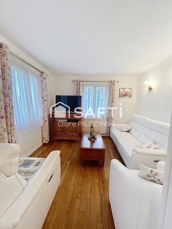 Maison - 121 m² - 7 pièces