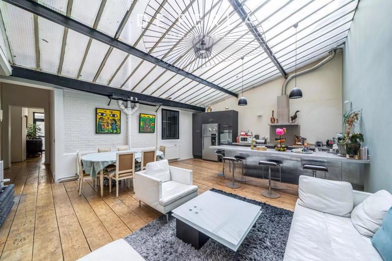 Appartement - 197 m² - 7 pièces