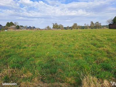 Terrain constructible - 1 057 m²