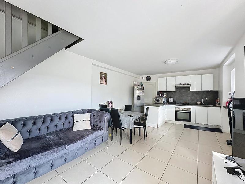 Appartement - 72 m² - 3 pièces