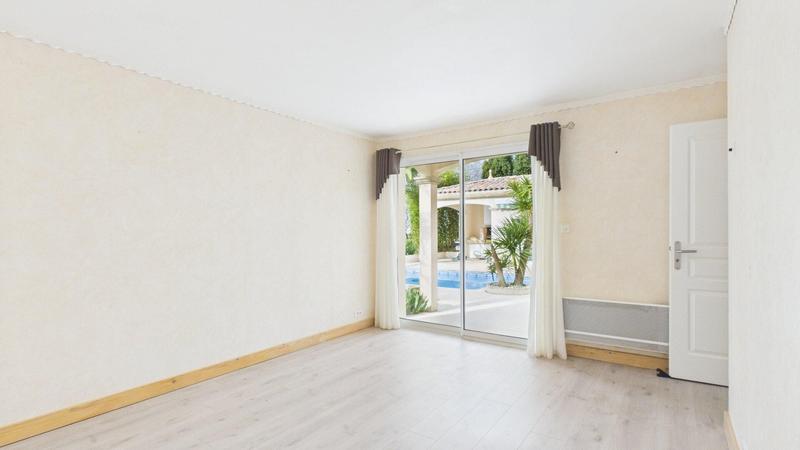 Villa - 163 m² - 5 pièces