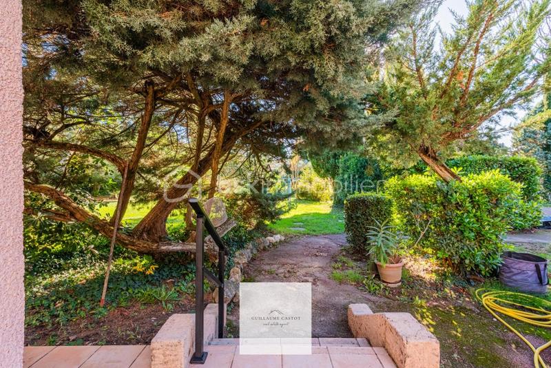 Maison d'architecte - 259 m² - 9 pièces