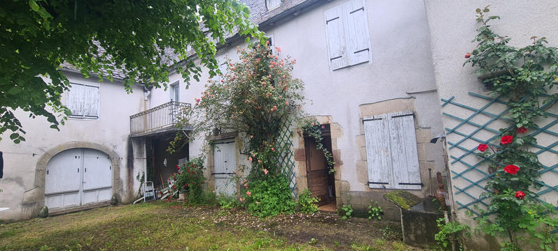 Maison - 200 m² - 8 pièces