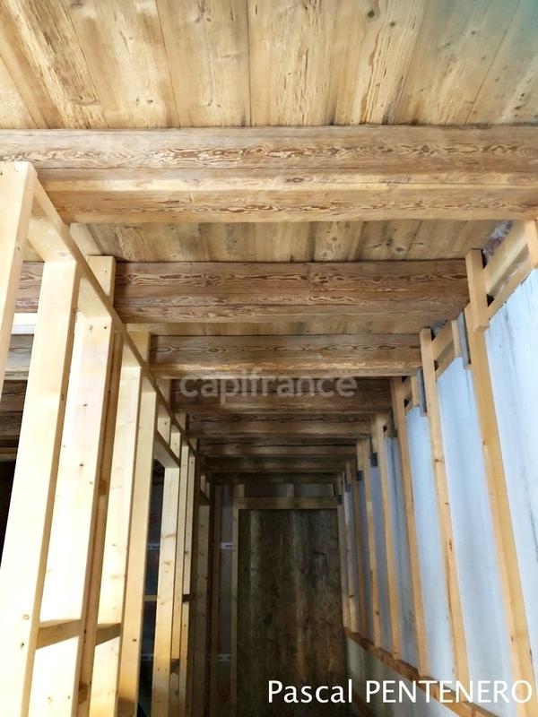 Terrain constructible - 1 000 m²