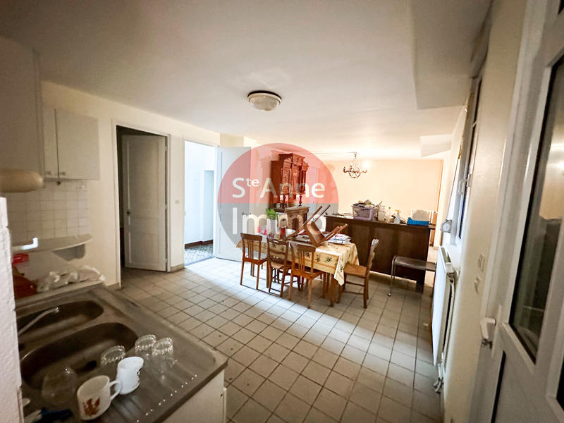 Maison - 300 m² - 12 pièces