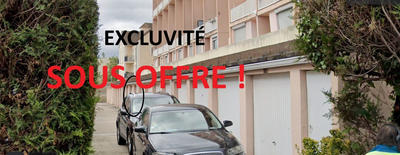 Parking / Garage - 12 m²