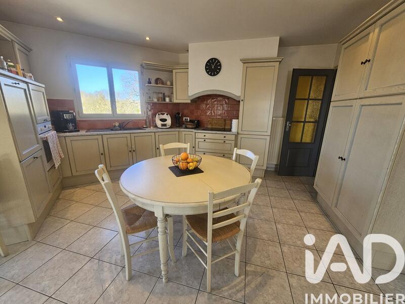 Maison - 110 m² - 5 pièces