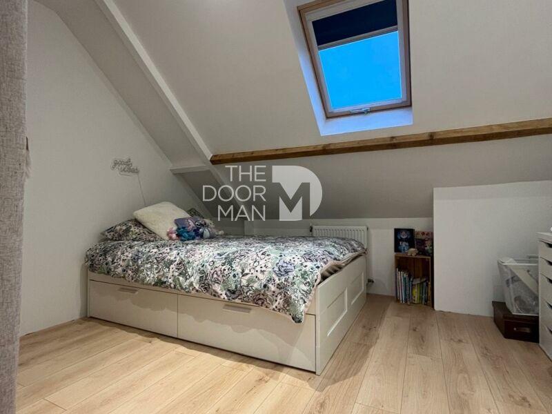 Maison - 93 m² - 4 pièces