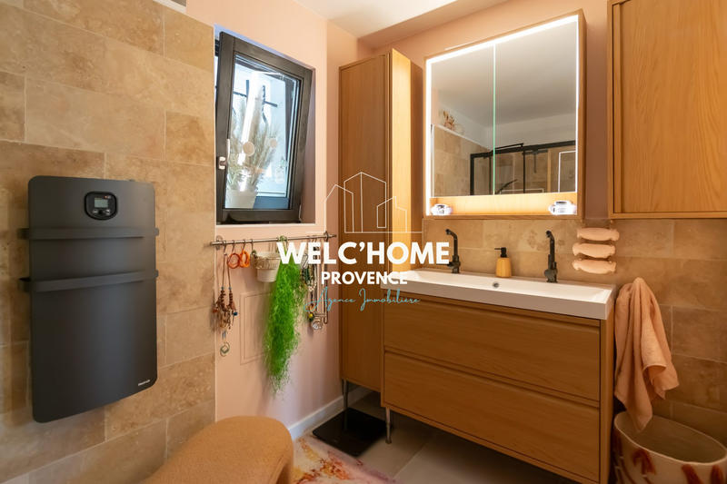 Maison - 102 m² - 6 pièces