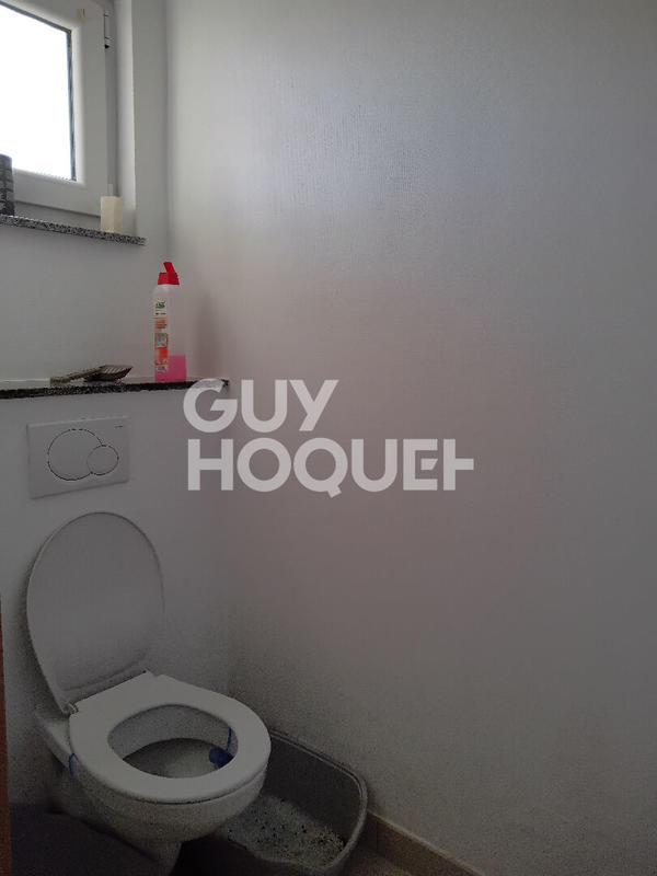 Maison - 98 m² - 4 pièces