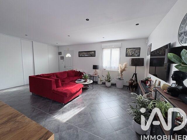 Maison - 93 m² - 4 pièces