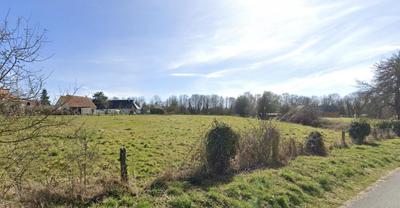 Terrain de lotissements - 617 m²