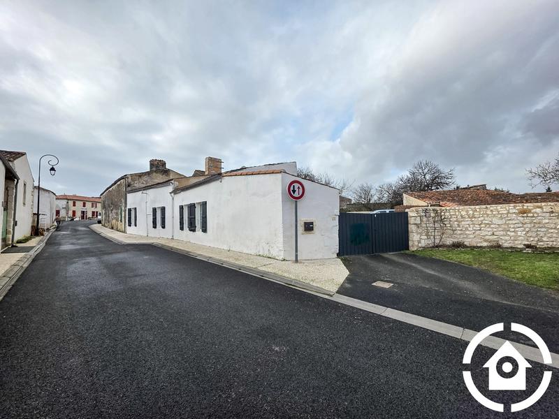 Maison - 96 m² - 3 pièces