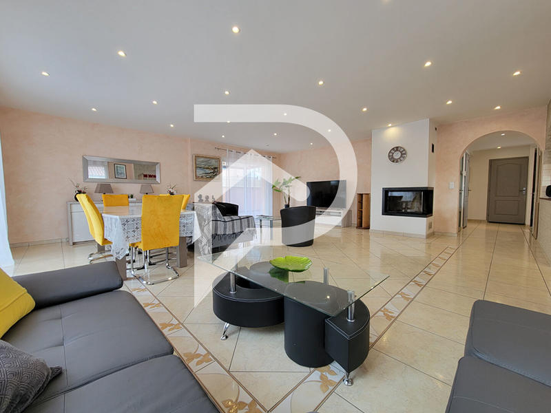 Villa - 170 m² - 6 pièces