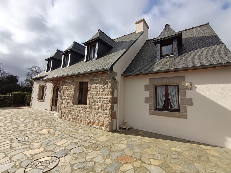 Maison - 123 m² - 6 pièces