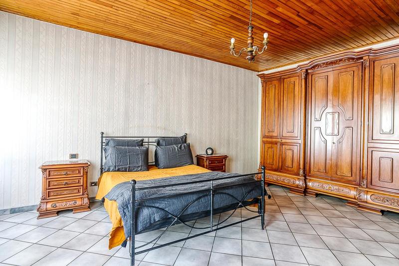 Appartement - 162 m² - 6 pièces