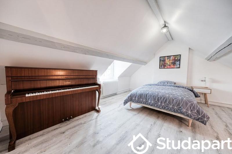 Chambre - 15 m² - 1 pièce