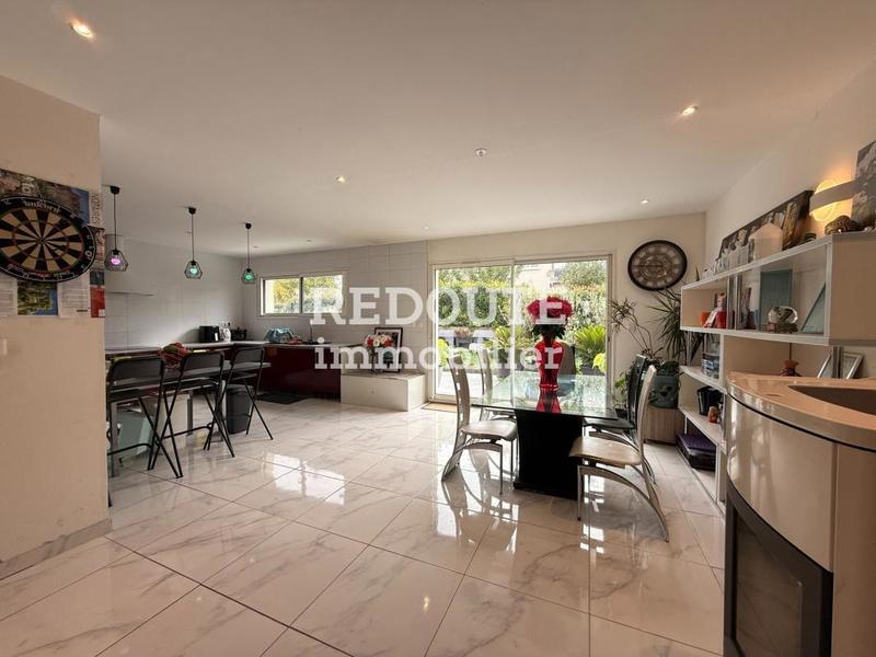 Maison - 140 m² - 6 pièces