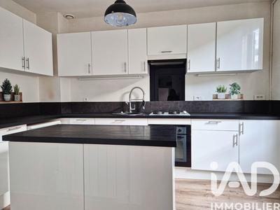 Appartement - 96 m² - 5 pièces