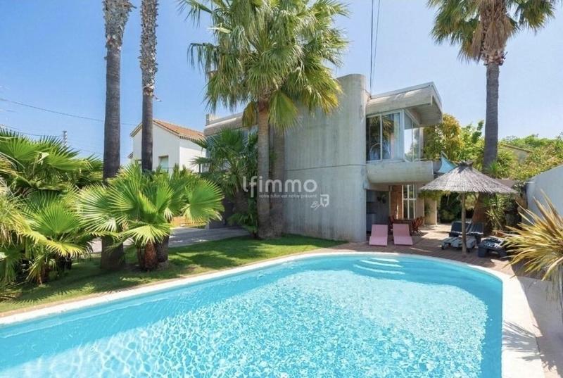 Maison d'architecte - 180 m² - 6 pièces