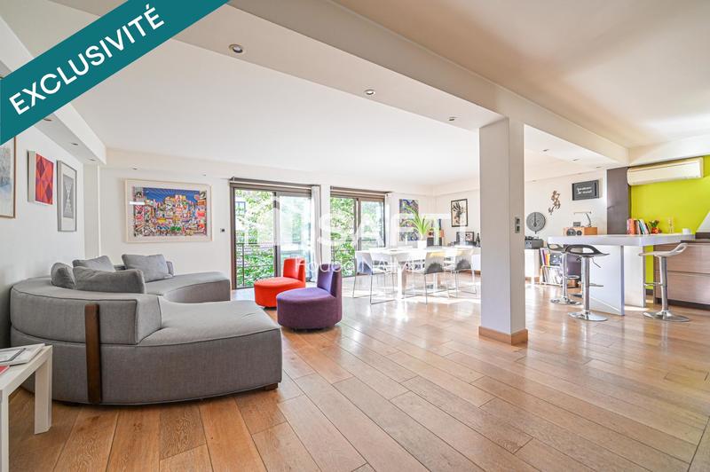 Maison - 220 m² - 7 pièces