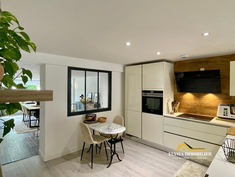 Maison - 153 m² - 6 pièces