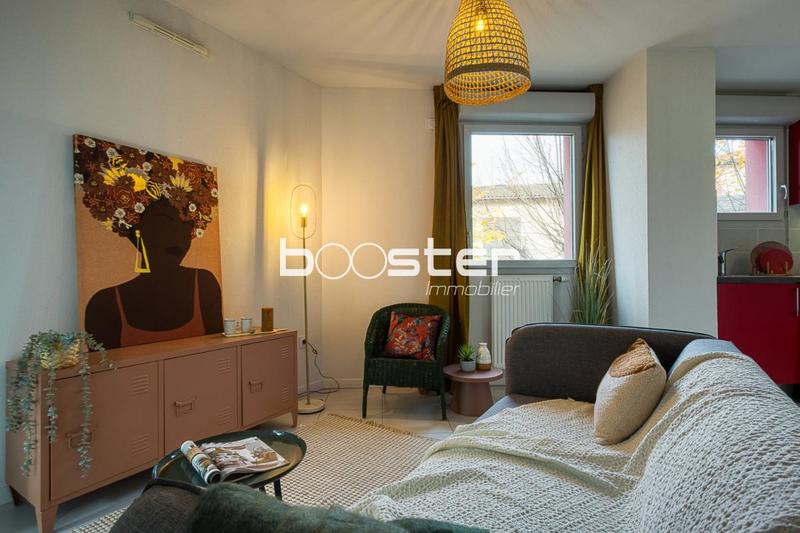 Appartement ancien - 51 m² - 2 pièces