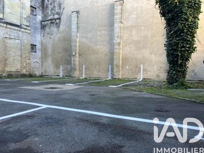 Parking - 12 m²