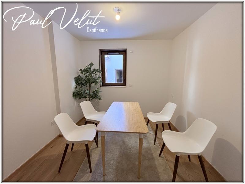 Appartement - 102 m² - 4 pièces